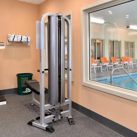 Holiday Inn Express Hotel & Suites Cincinnati-Blue Ash By Ihg